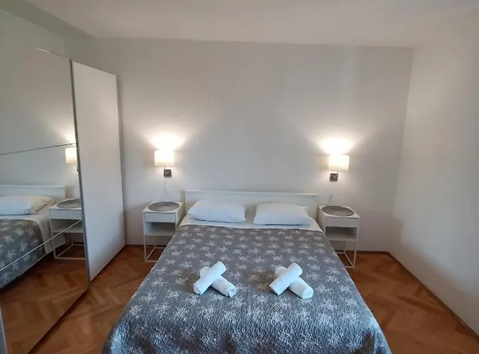 Apartment 70 M From The Beach