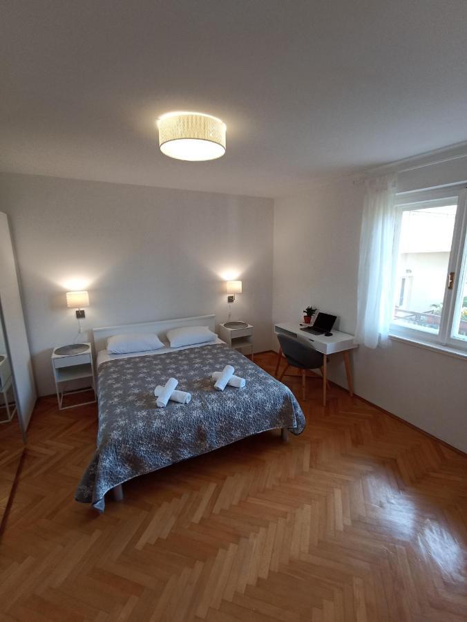 Apartment 70 M From The Podgora